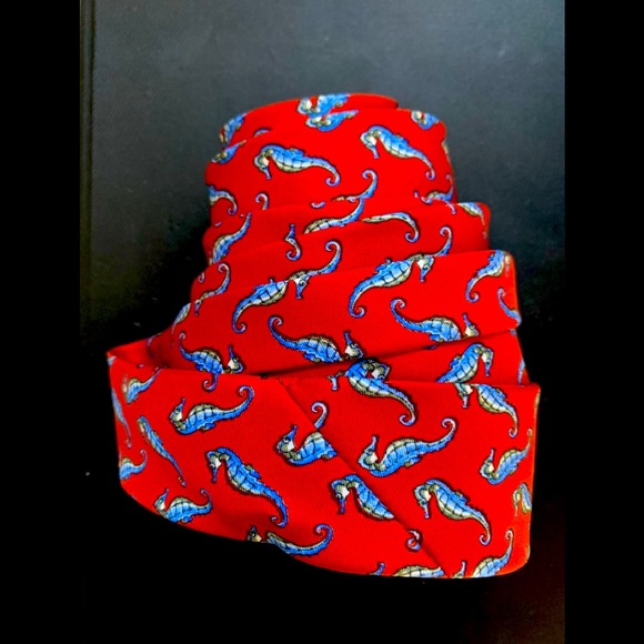 👔 Luxury Men’s Designer Tie by Tiffany & Co. - Picture 9 of 10